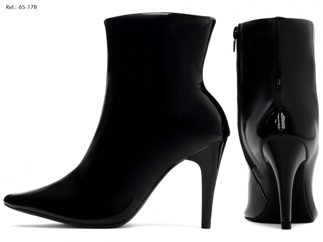 Bota Preta Cano Curto Feminina – Casual e Elegante